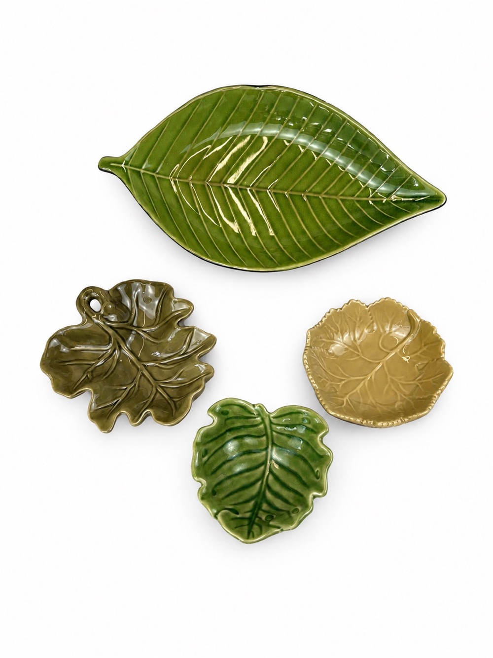 Mixed Lot of 4 Ceramic Leaf Dishes Autumn Fall Serving Platter Candy Bowls Decor